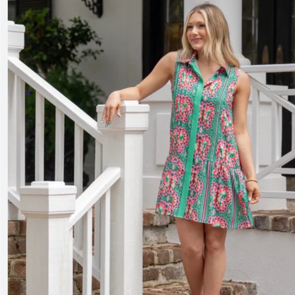 Emily McCarthy Sleeveless Printed Mini Dress | Size L | Green Pink Geometric